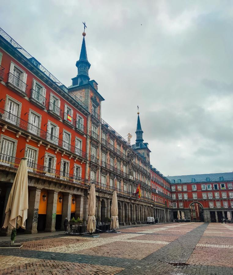 Hotel Ch Rayuela à Madrid Extérieur photo