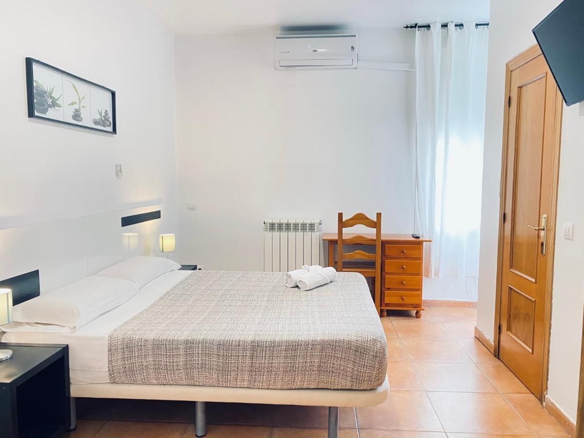 Hotel Ch Rayuela à Madrid Extérieur photo