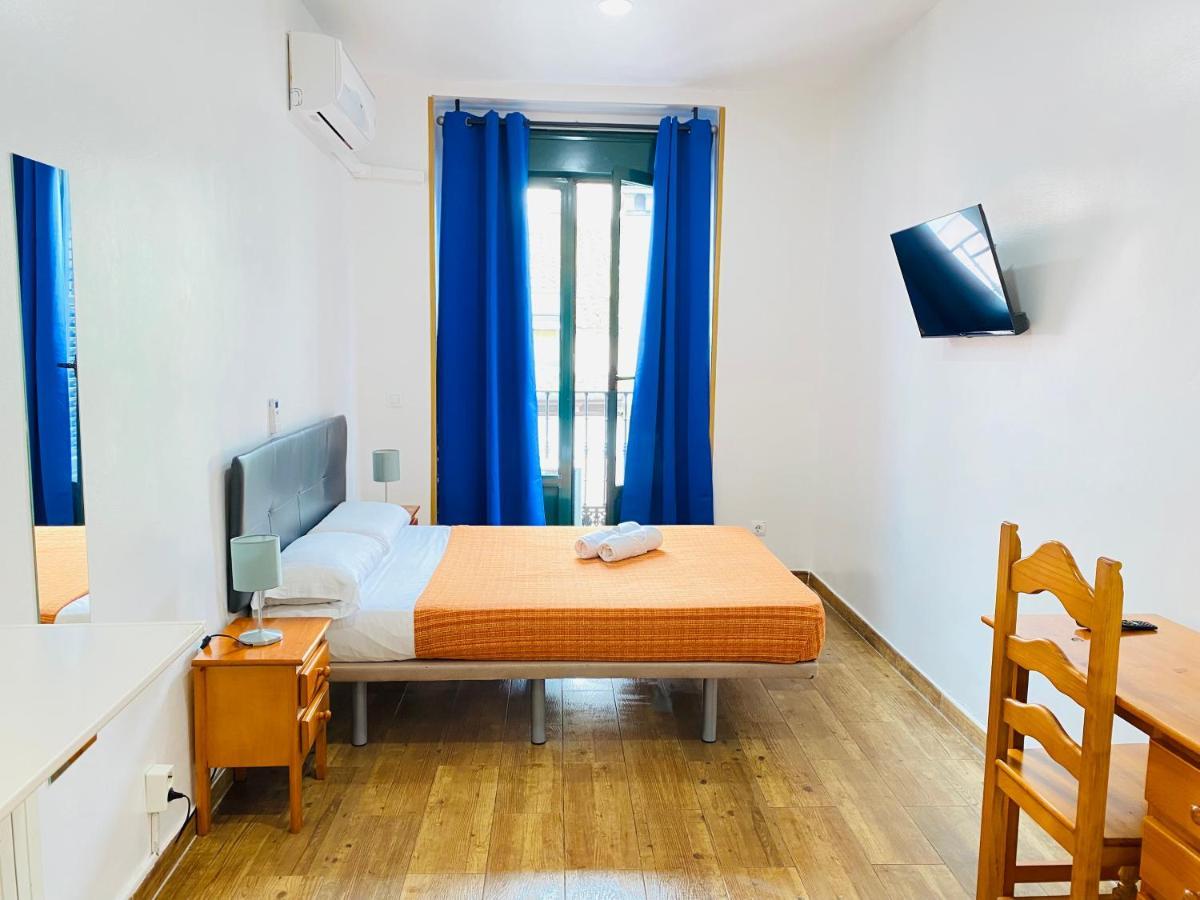 Hotel Ch Rayuela à Madrid Extérieur photo