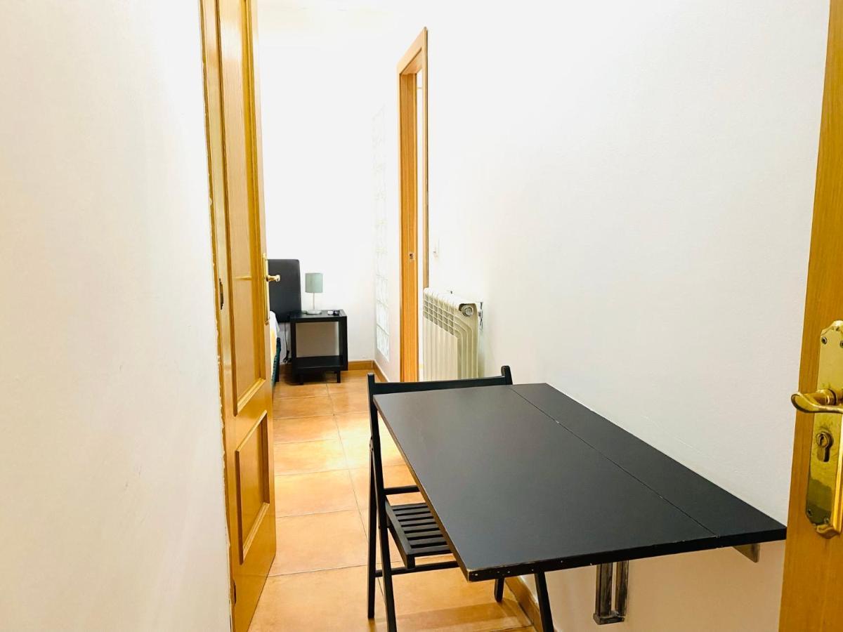 Hotel Ch Rayuela à Madrid Extérieur photo
